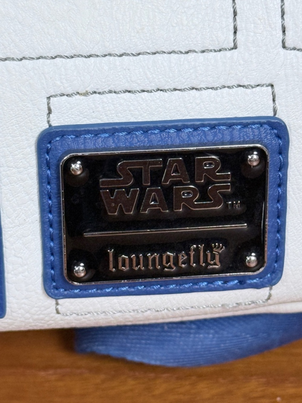 Loungefly Star Wars R2D2 Backpack - Picture 2 of 11
